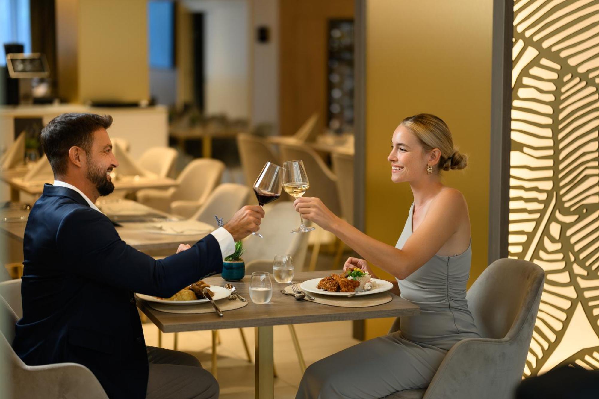 Kenese Bay Garden Resort & Conference Balatonkenese Εξωτερικό φωτογραφία