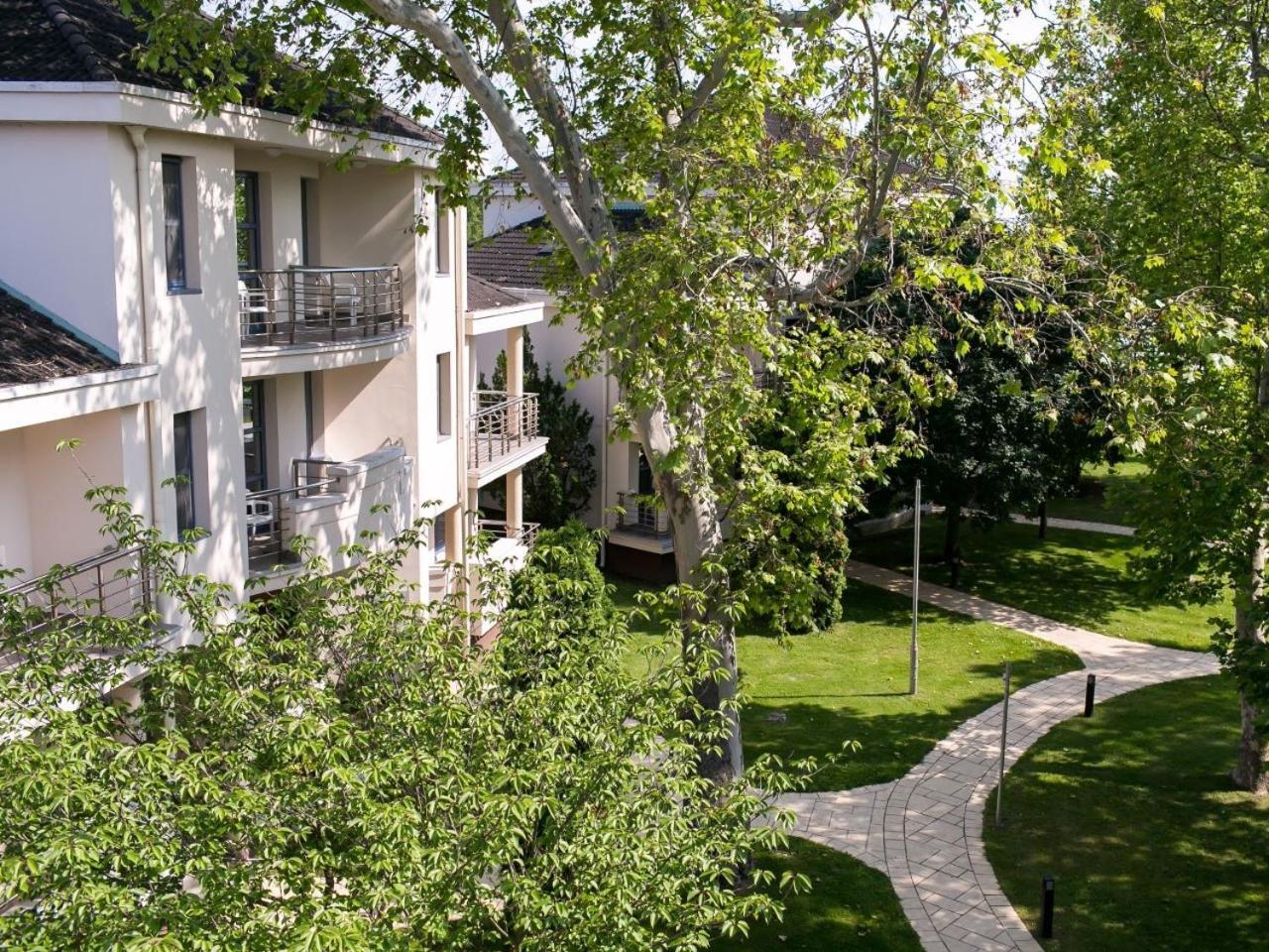 Kenese Bay Garden Resort & Conference Balatonkenese Εξωτερικό φωτογραφία