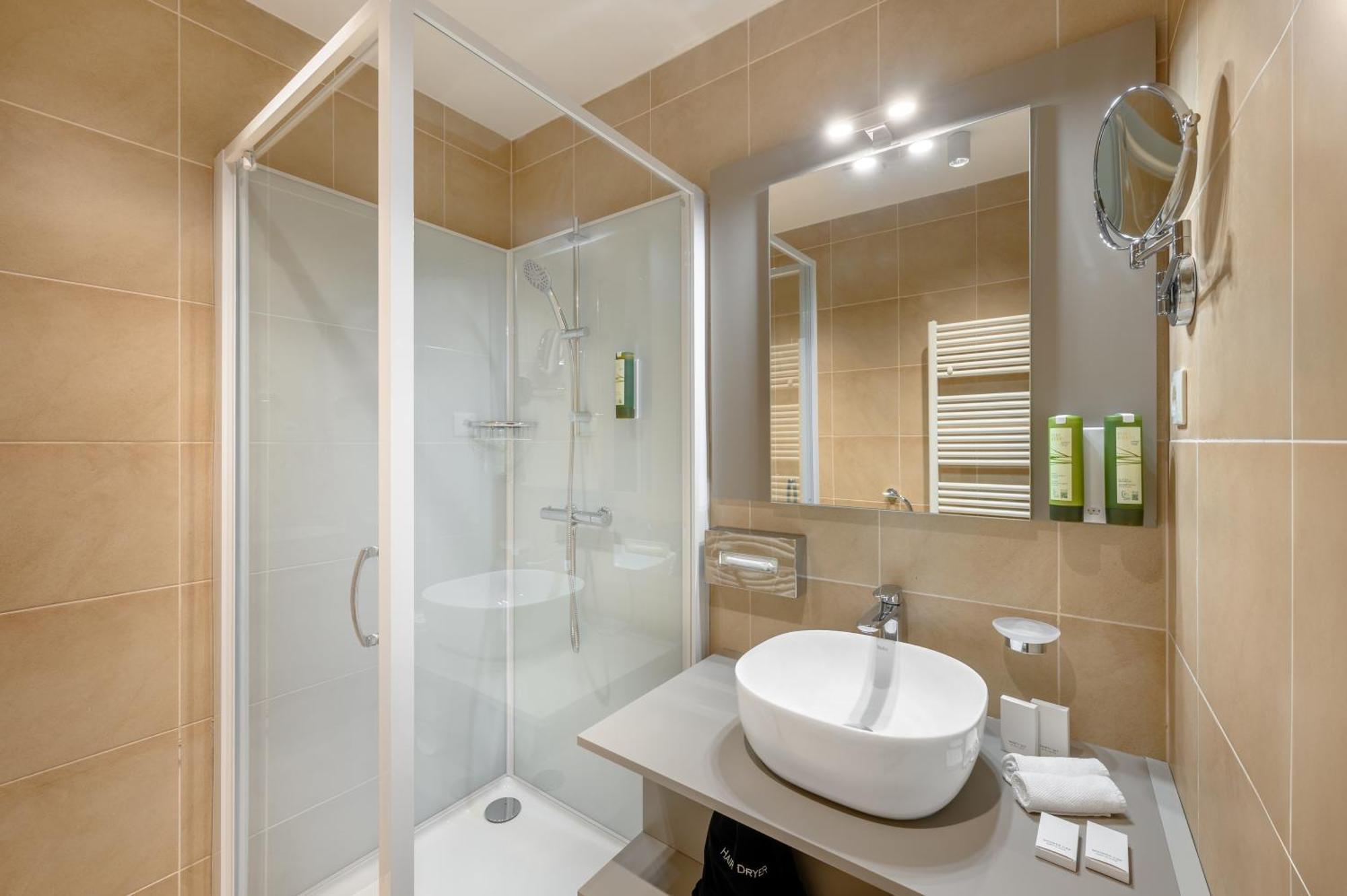 Kenese Bay Garden Resort & Conference Balatonkenese Εξωτερικό φωτογραφία